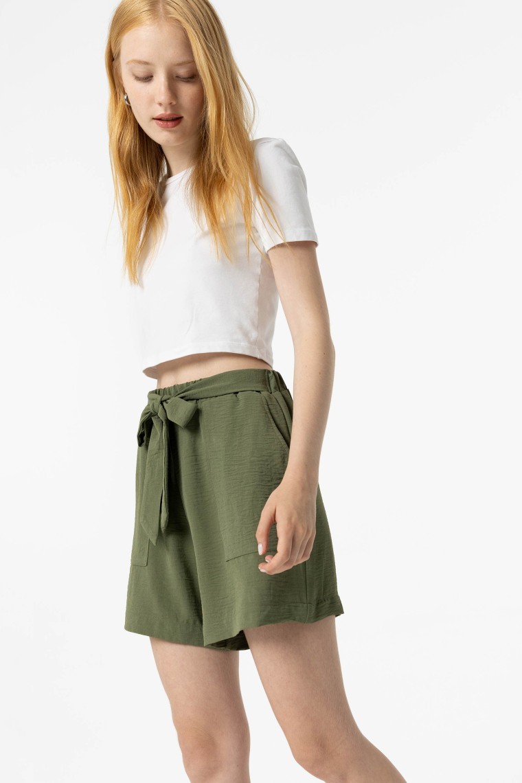 Crinkled Effect Shorts with Belt