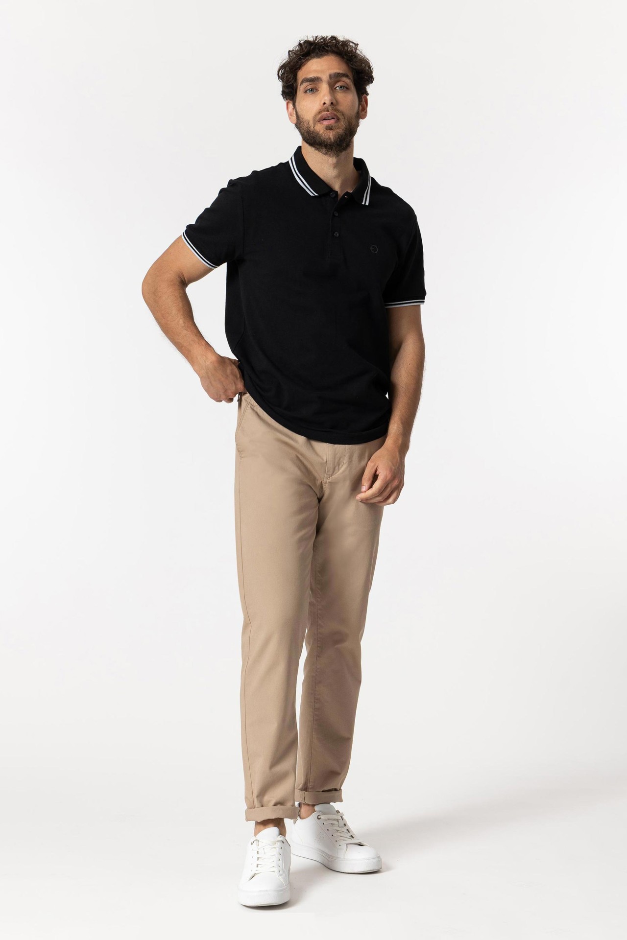 Pantaln Chino Tapered Fit