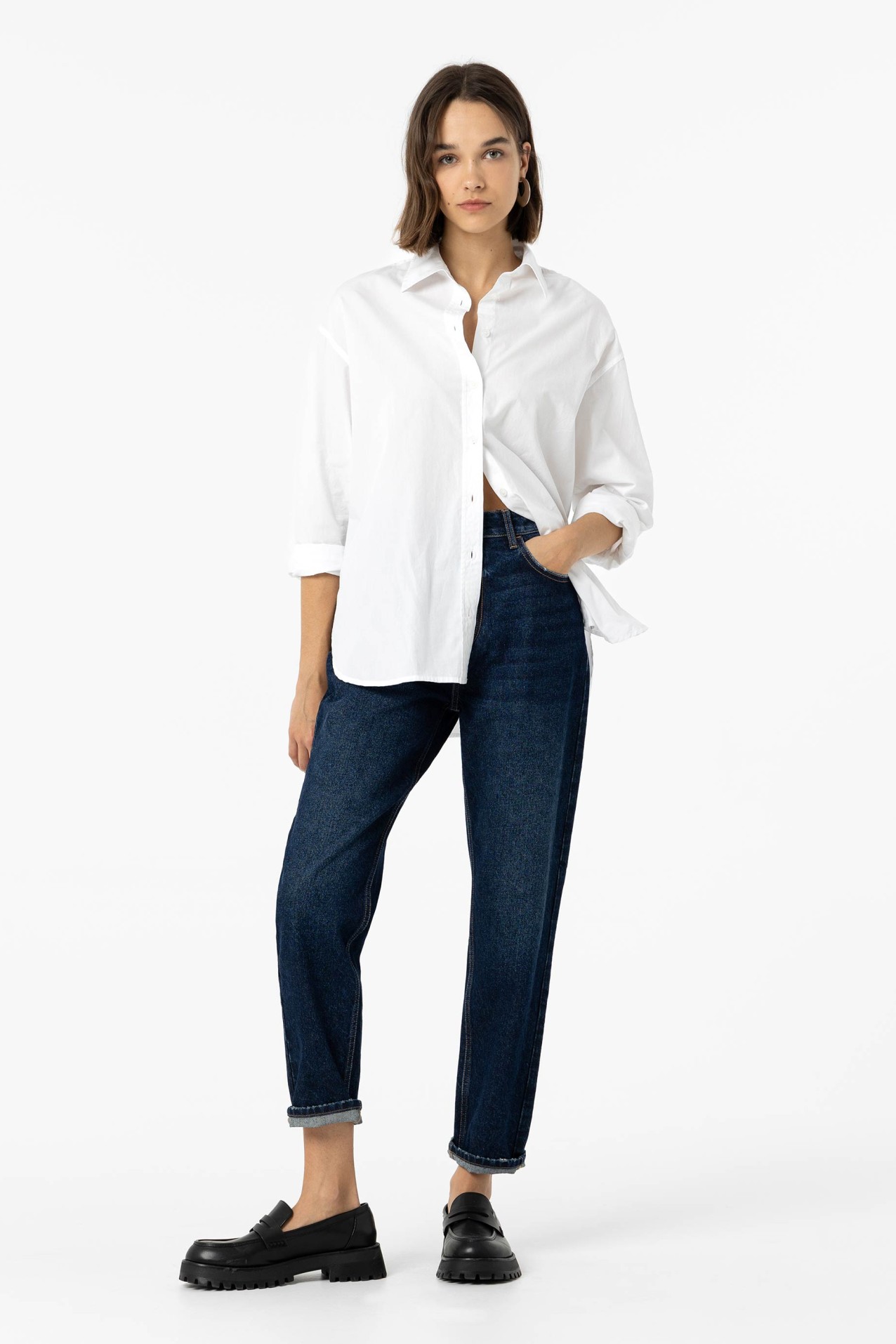 Tapered Fit Mom Jeans