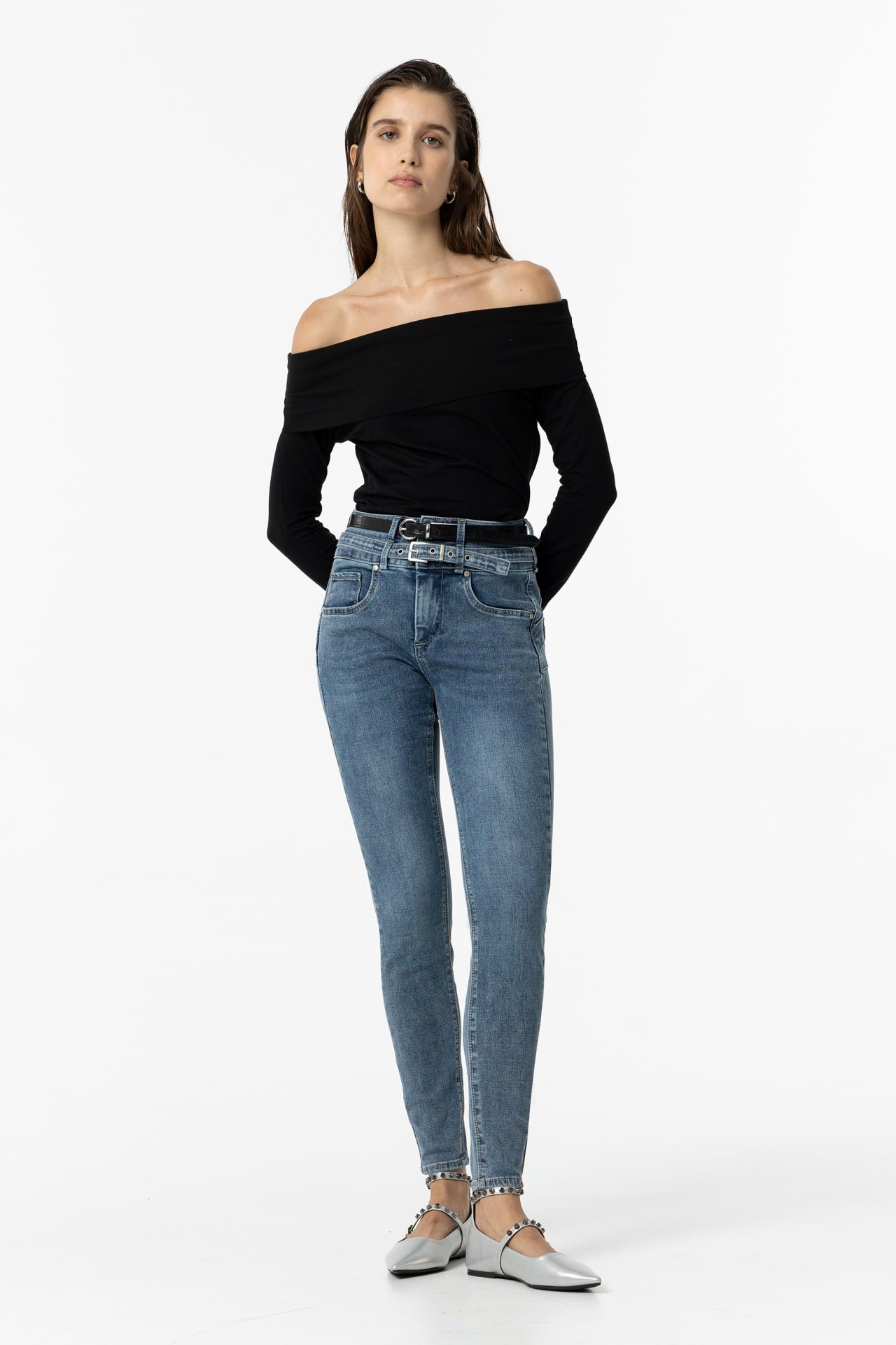 Double-up Skinny Jeans with Belt