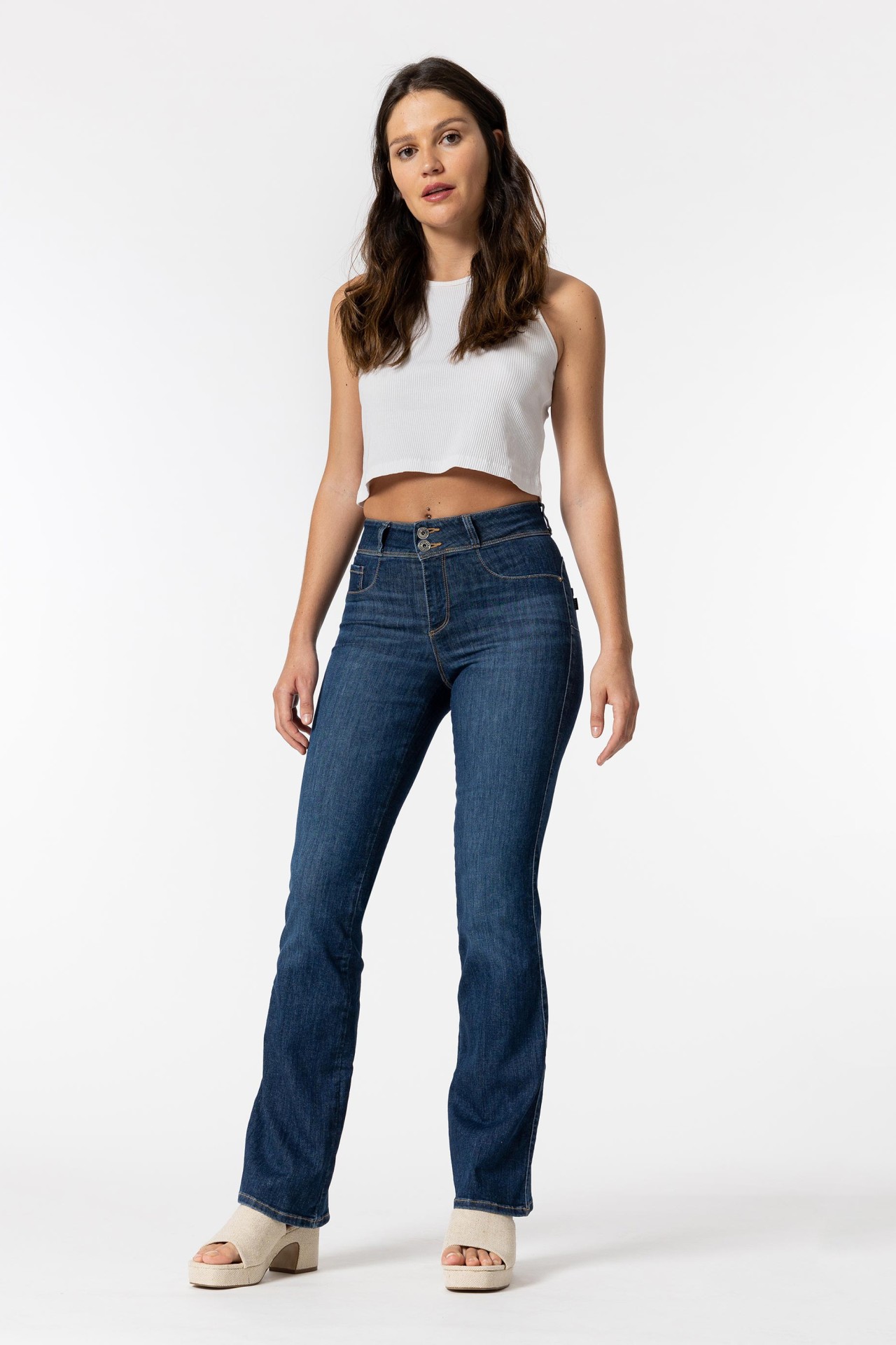 Jeans One Size Bootcut Silhouette Tiro Alto