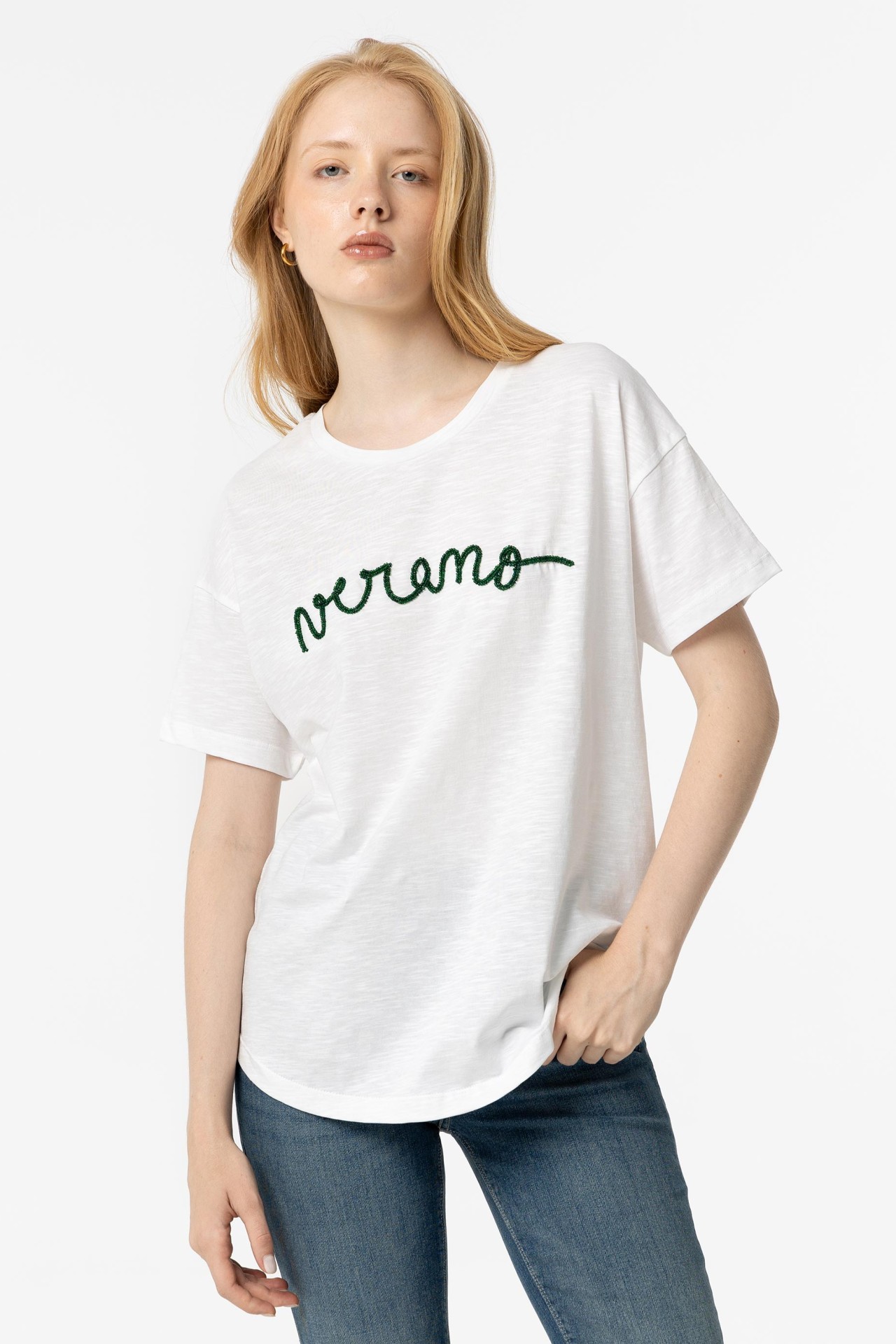 T-shirt com Texto e Missangas