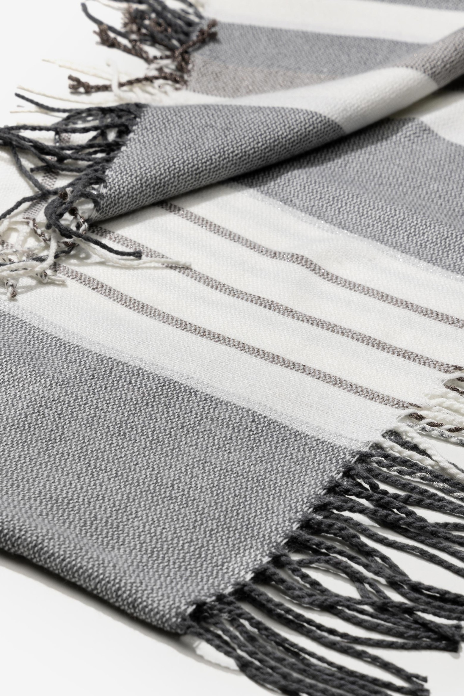 Gola de Malha s Riscas com Franjas