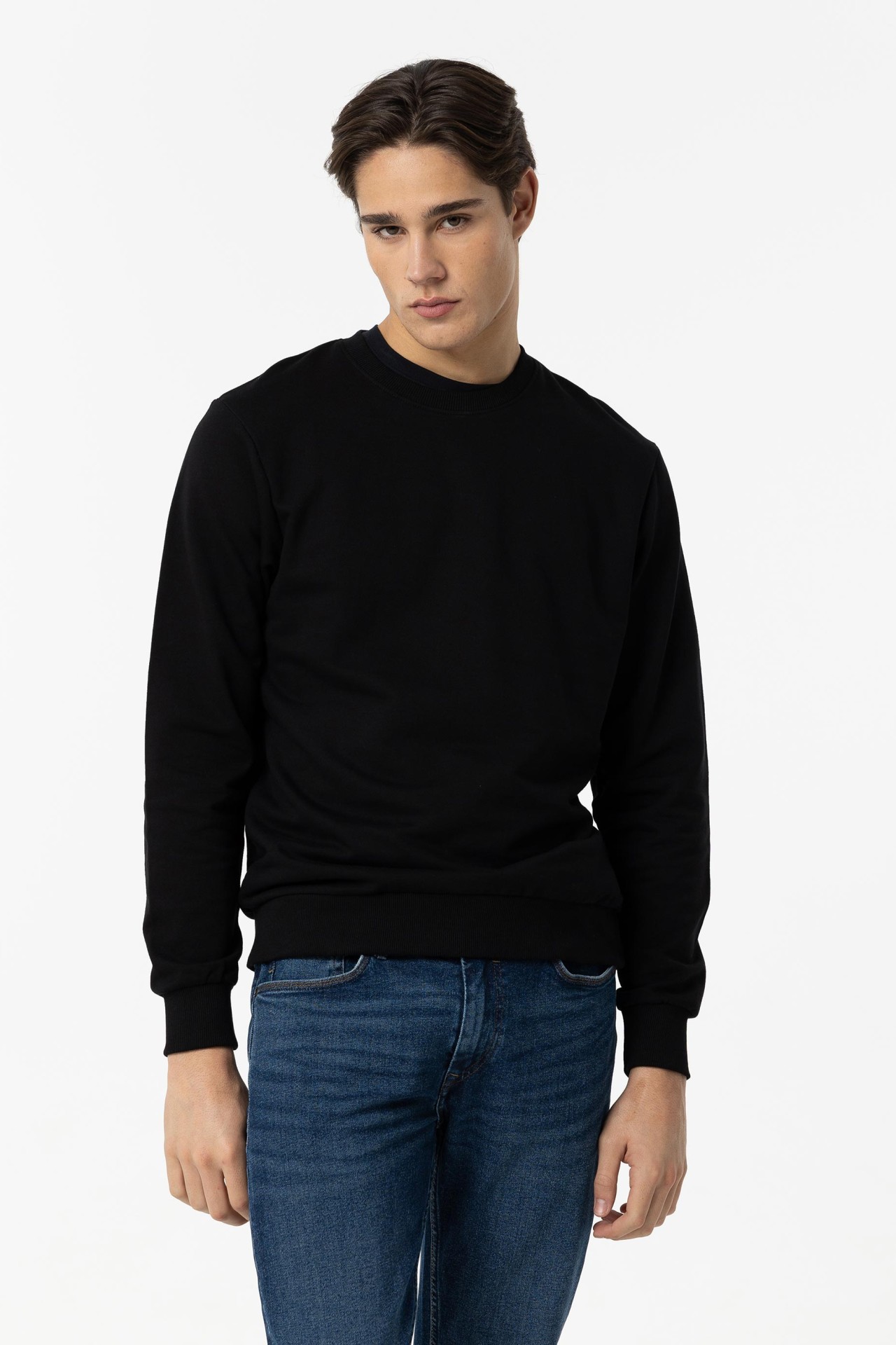 Black Sweatshirt