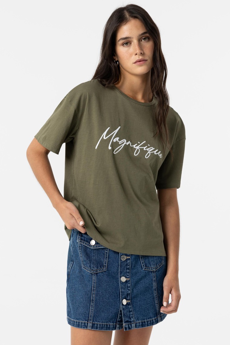 Embroidered Contrast T-shirt