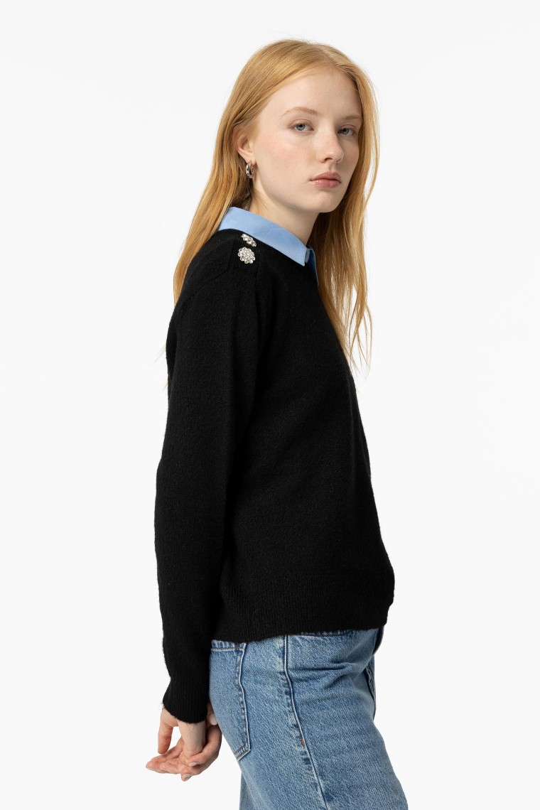 Soft-touch Knit Sweater with Shiny Beads