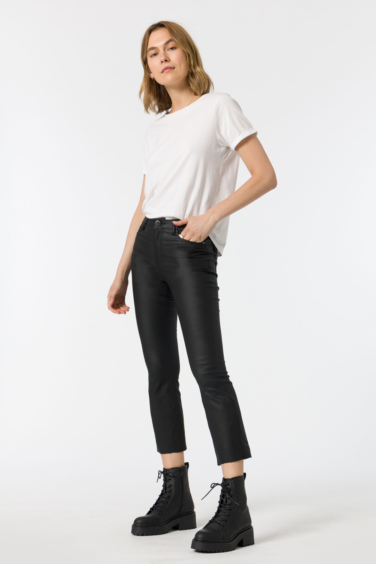 Pantaln Megan Cropped Flare Coated Tiro Alto