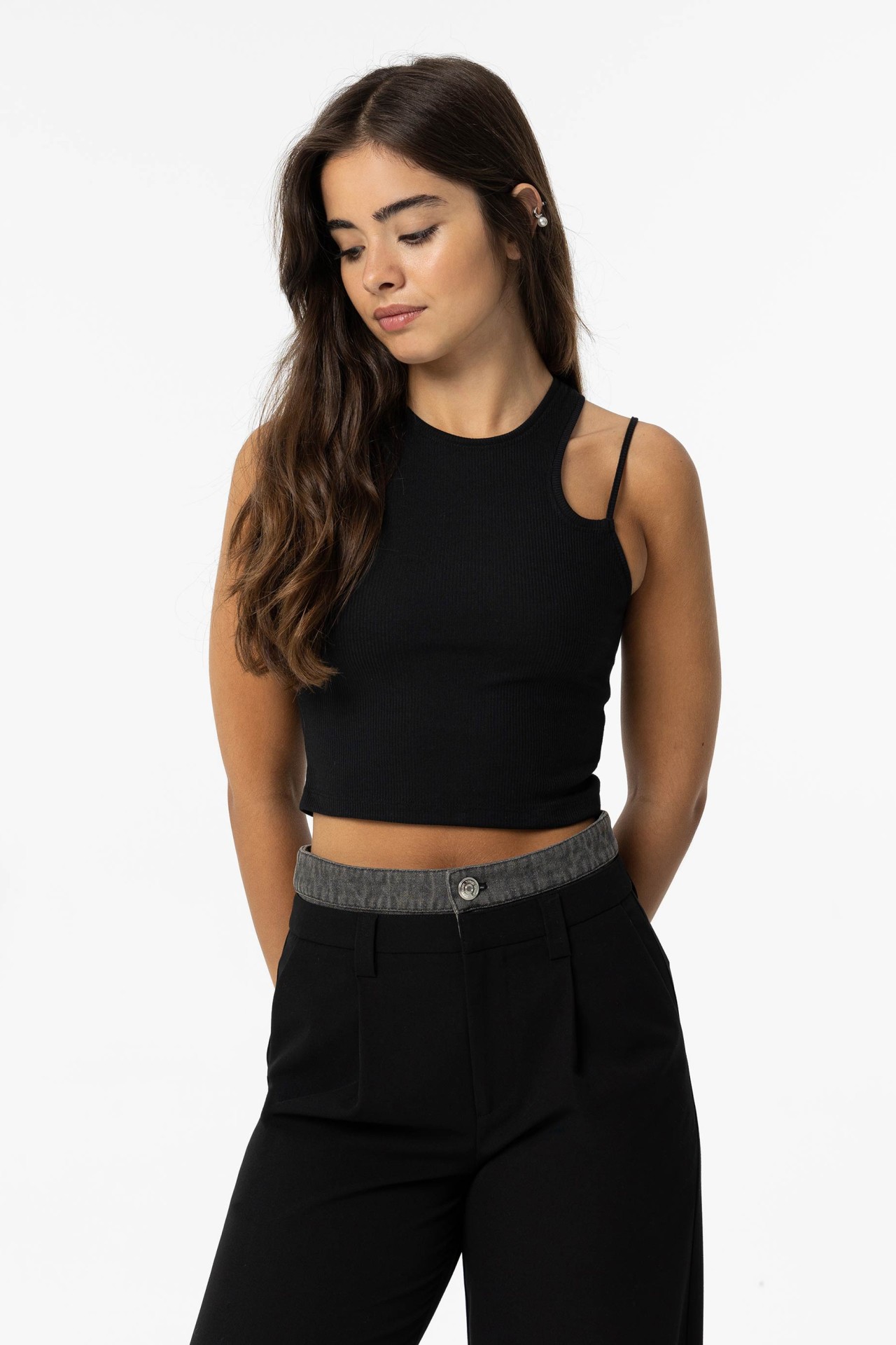 Ribbed Cut Out Top