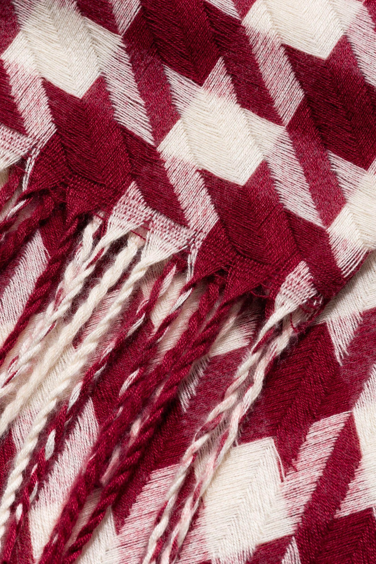 Bufanda Efecto Geom�trico con Flecos