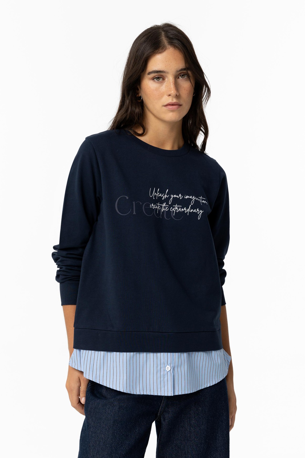 Sweatshirt Combinada com Texto