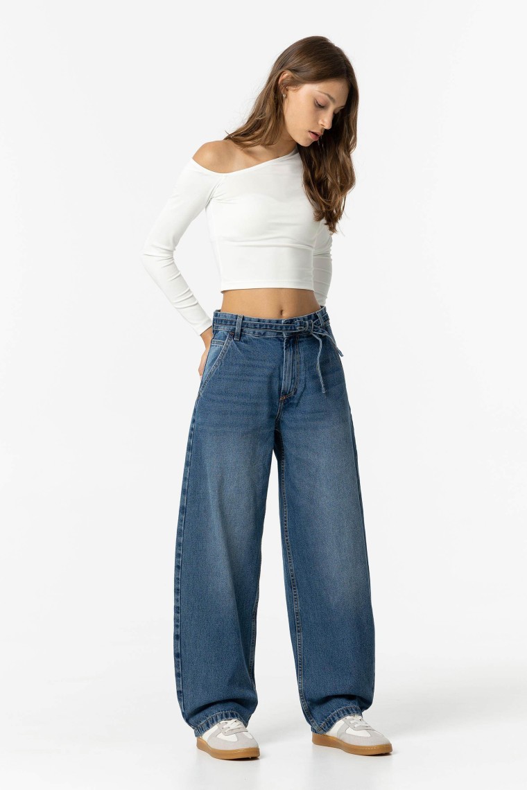 Jeans Demi Baggy con Cinturn