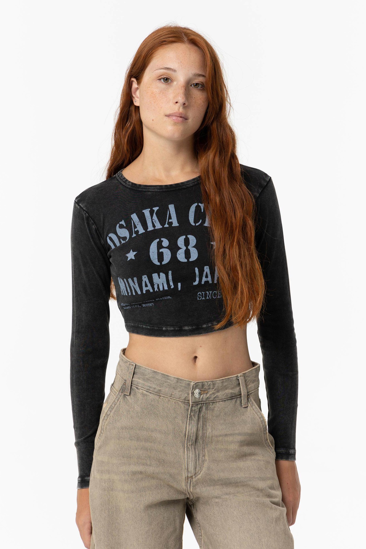 T-shirt Cropped com Estampado