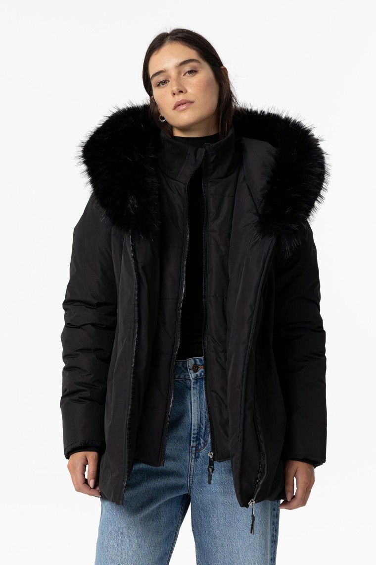 Casaco Acolchoado com Faux Fur