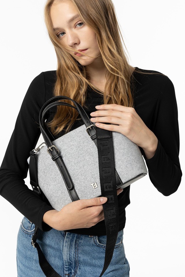 Contrast Bag