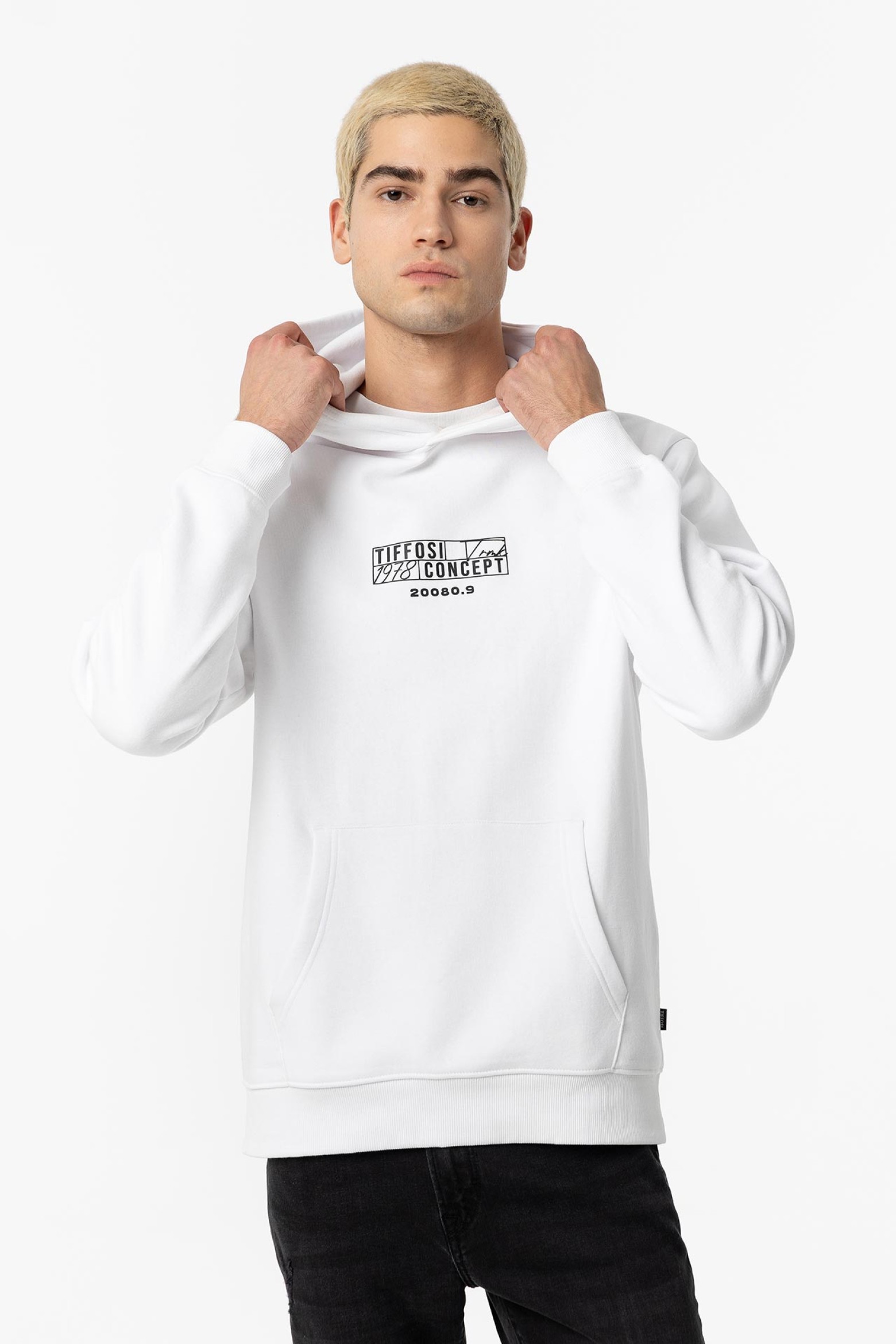 Hoodie Regular com Relieve