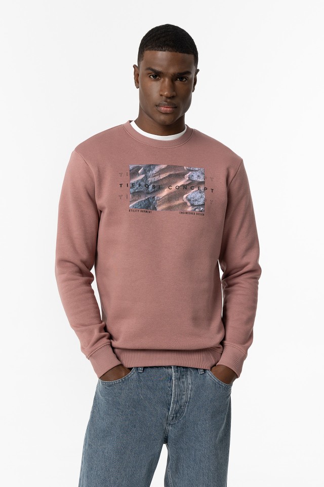 Sweatshirt with Front Print