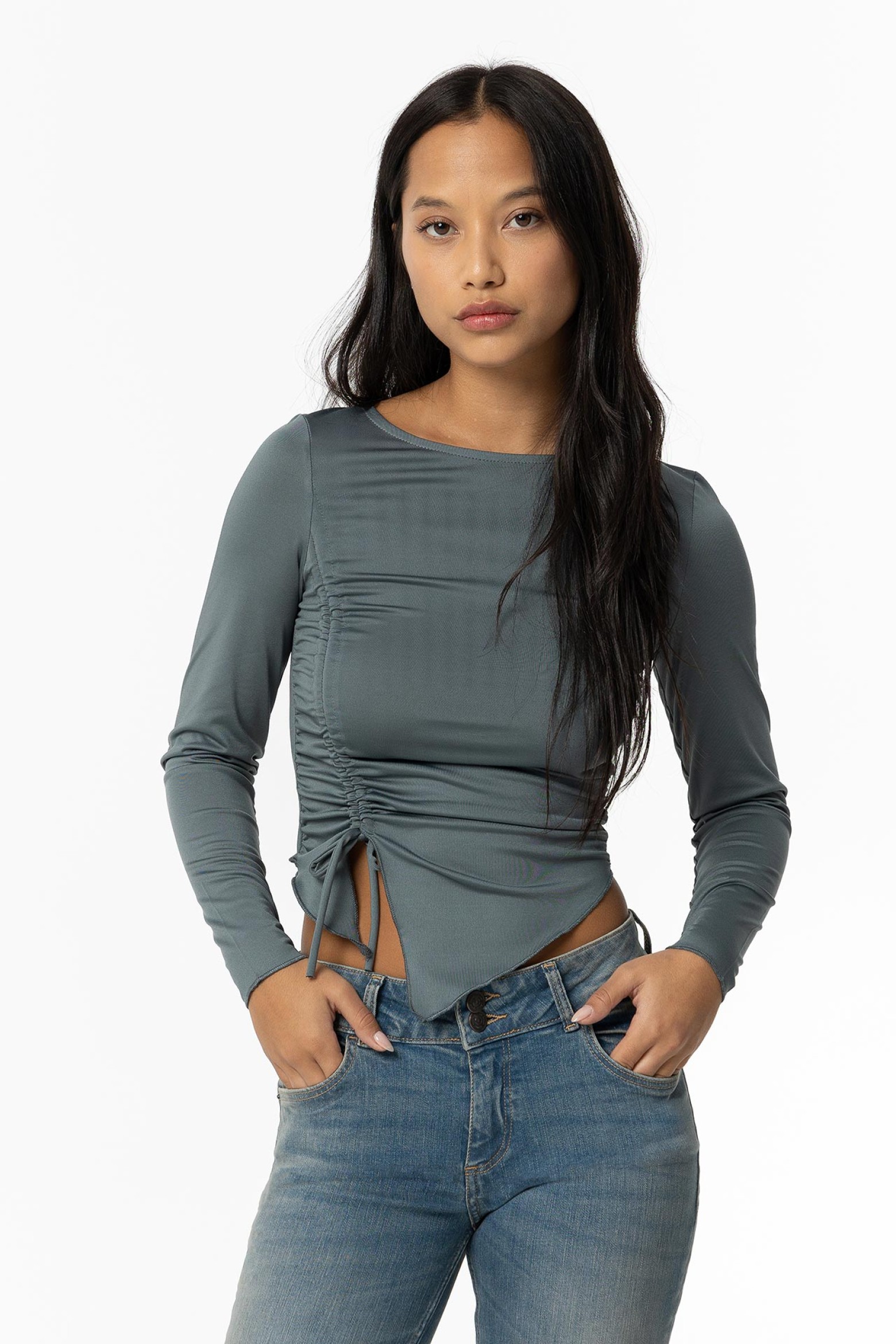 Camiseta Asimtrica de Manga Larga