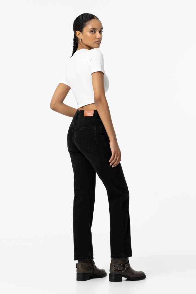 Amy Straight Fit Jeans Amy Straight Fit Jeans