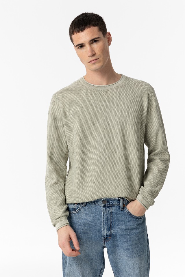 Knit sweater