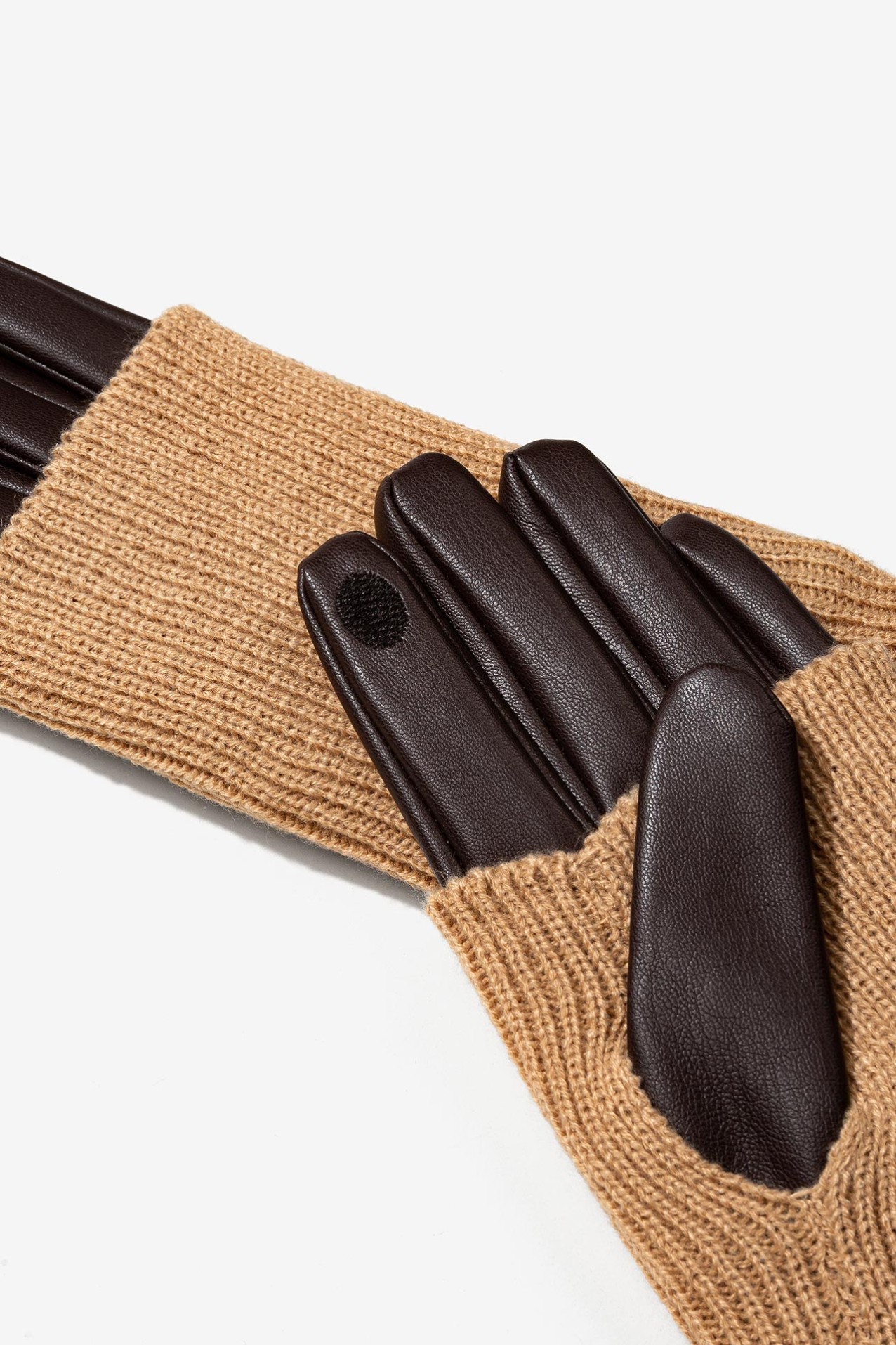 Luvas efeito Pele com Gola de Malha