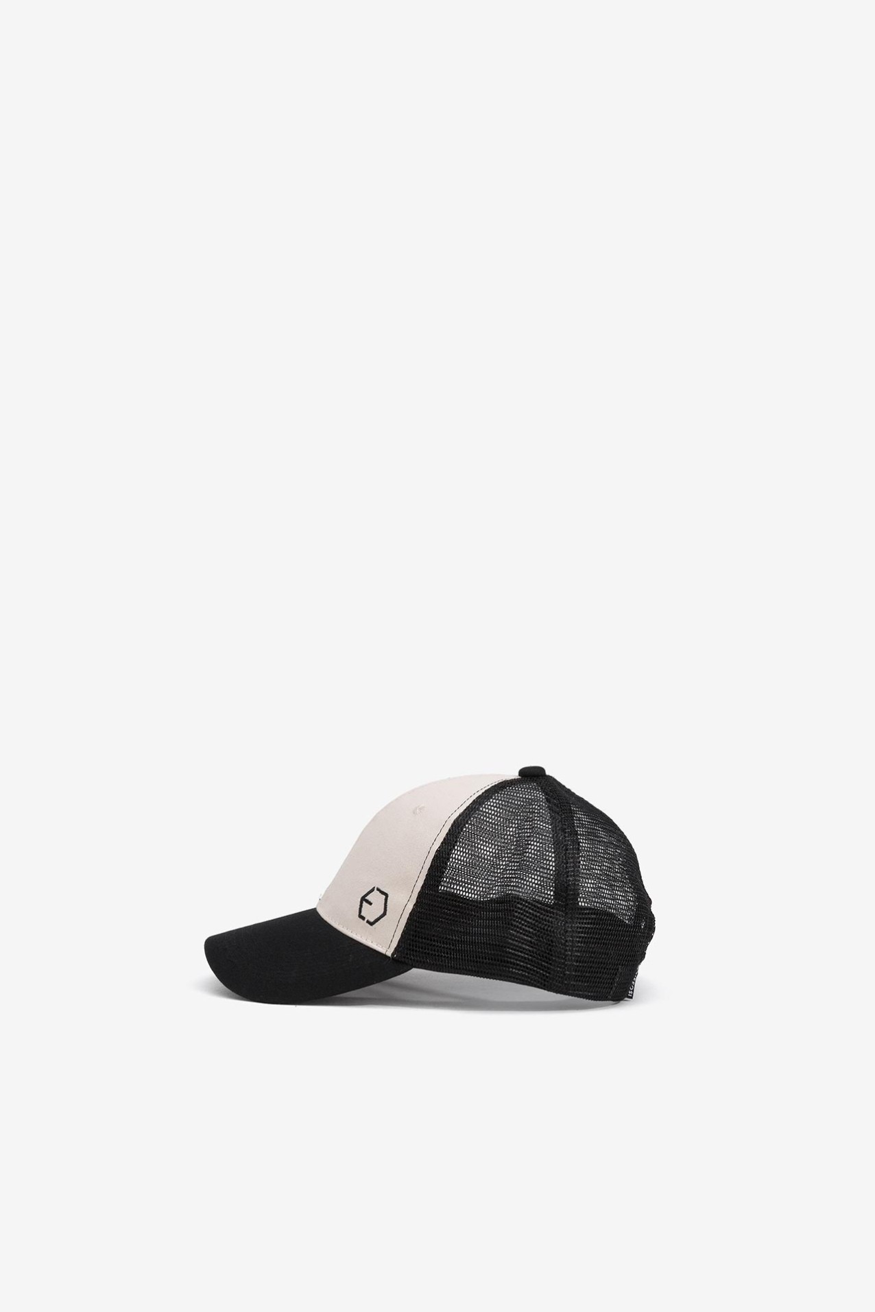 Embroidered Cap With Mesh