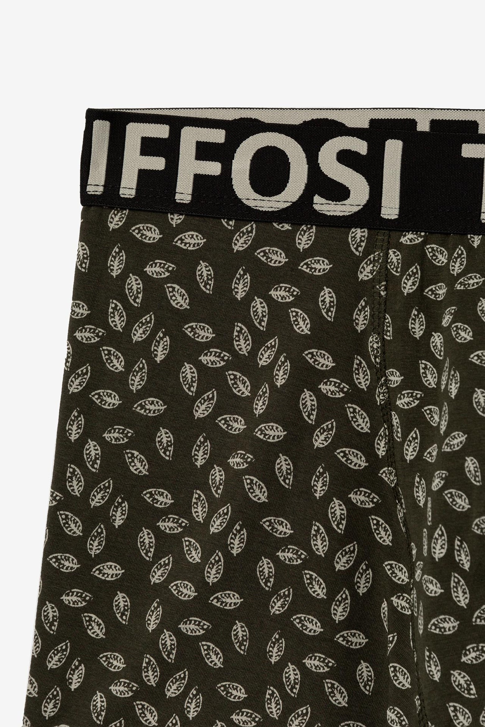 Boxers com padro folhas