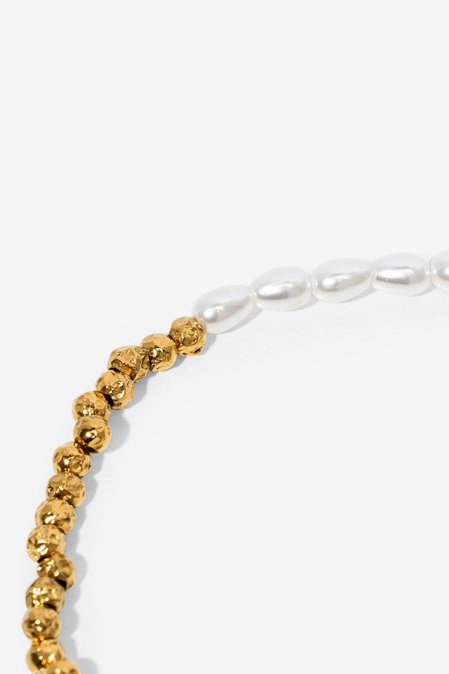 Delicate Gold Pearl Bracelet