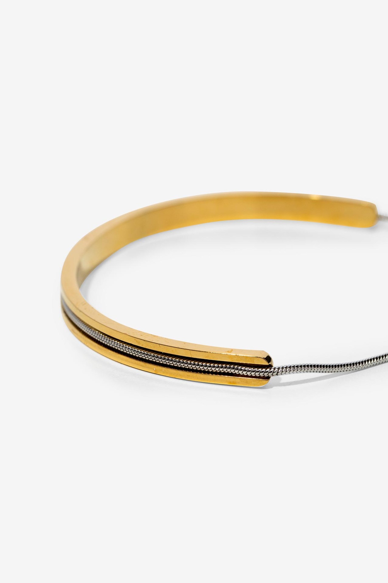 Minimalist Gold Bracelet