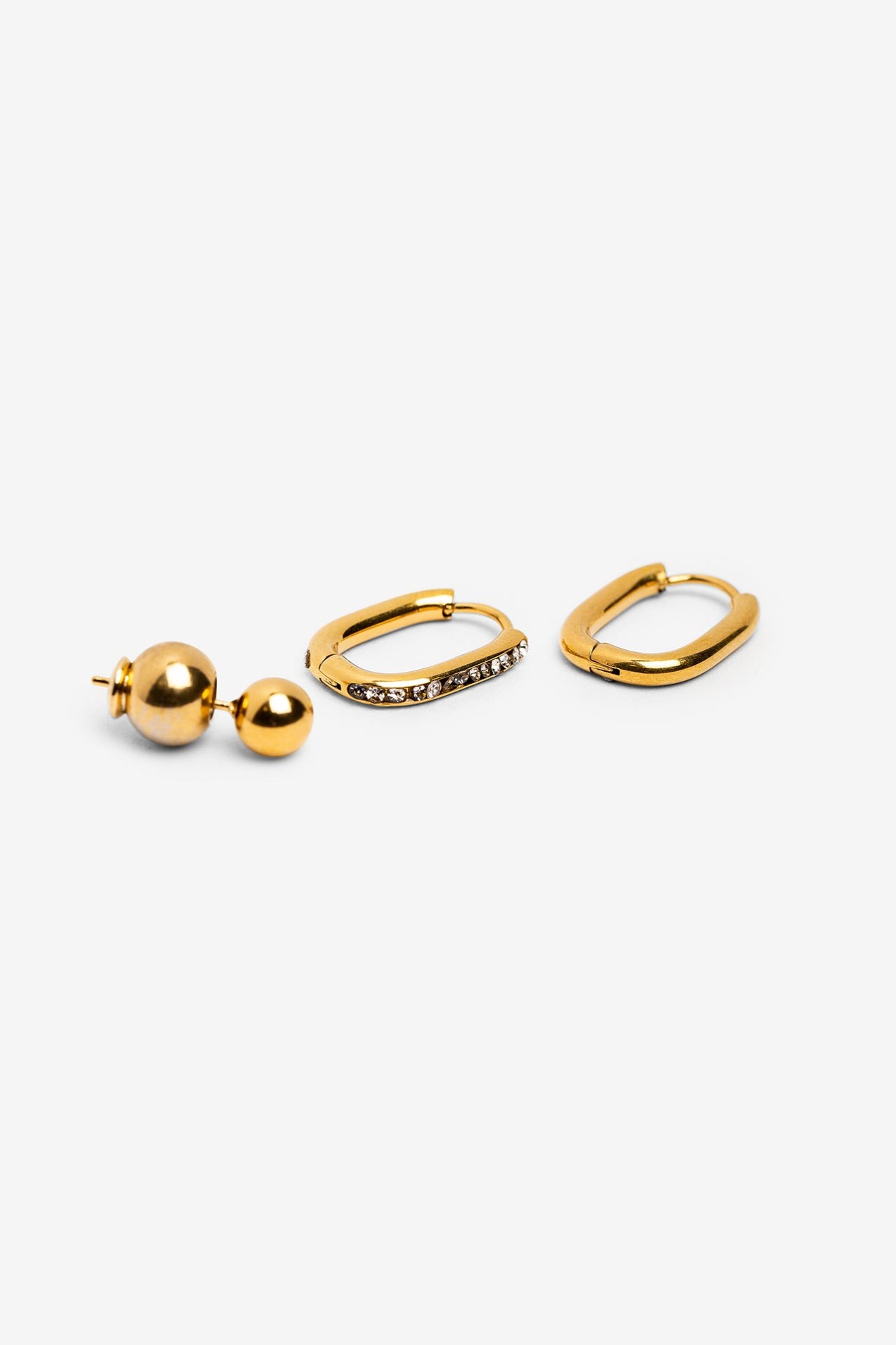 Golden Minimalist Earrings