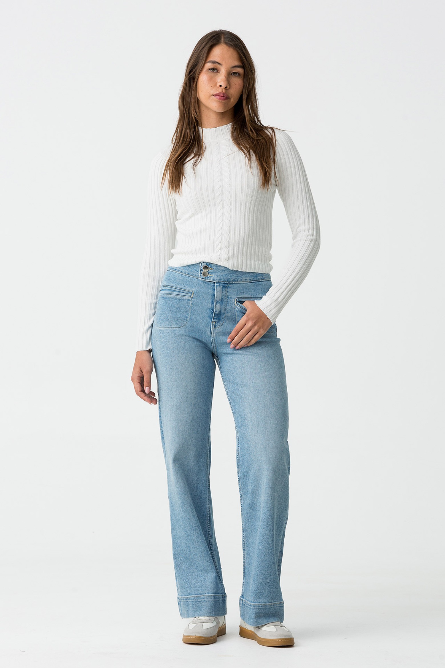 Olivia Comfort Straight High Waist Jeans