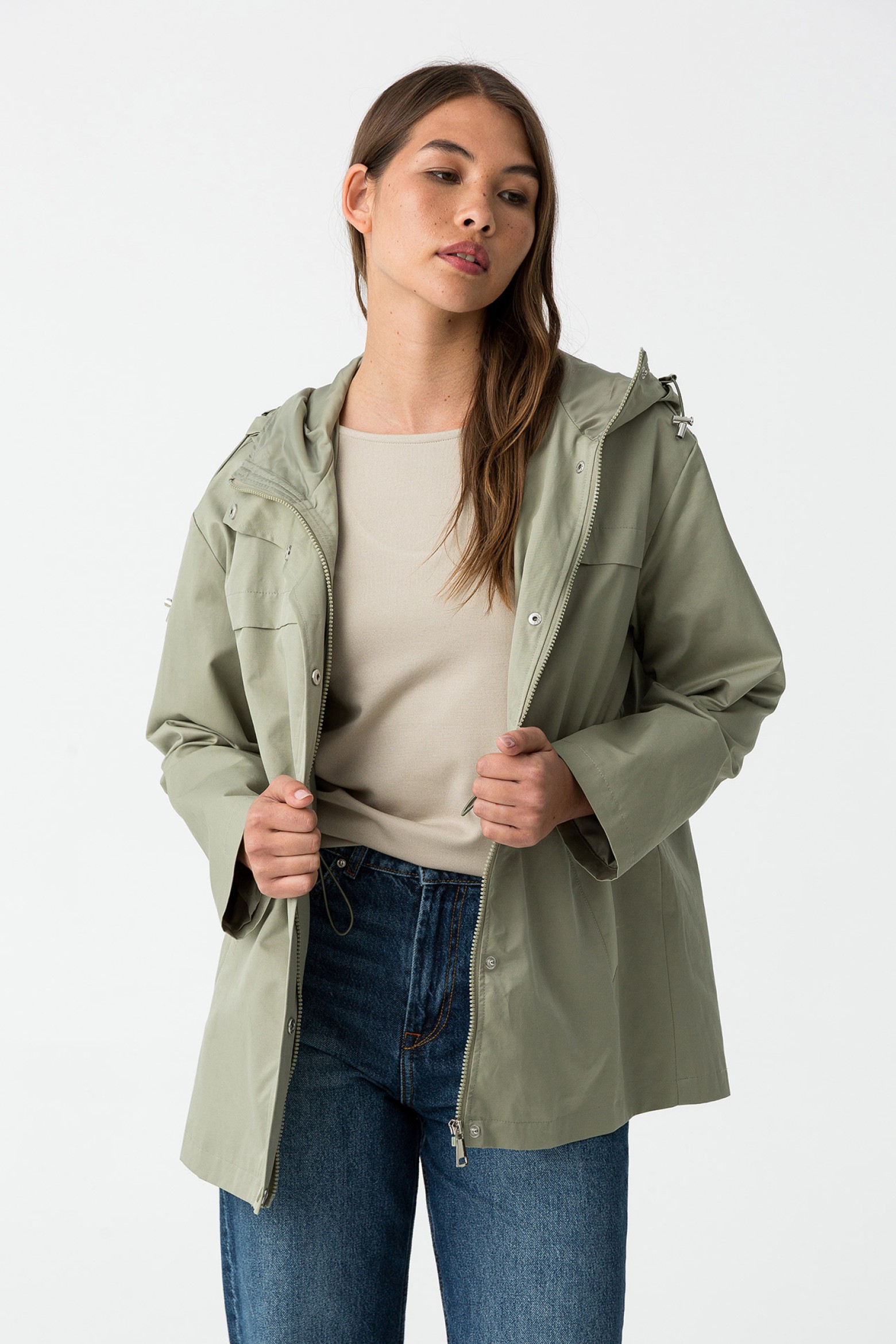 Trench con Capucha