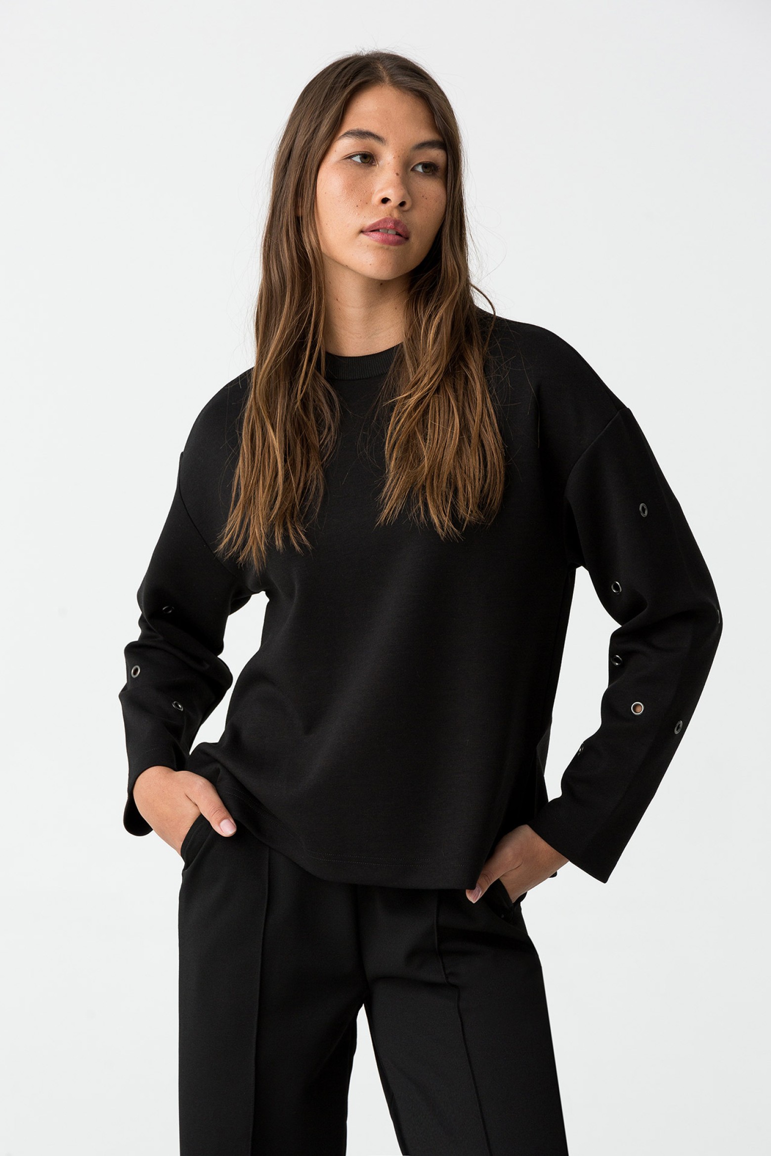 Sweatshirt with Studs