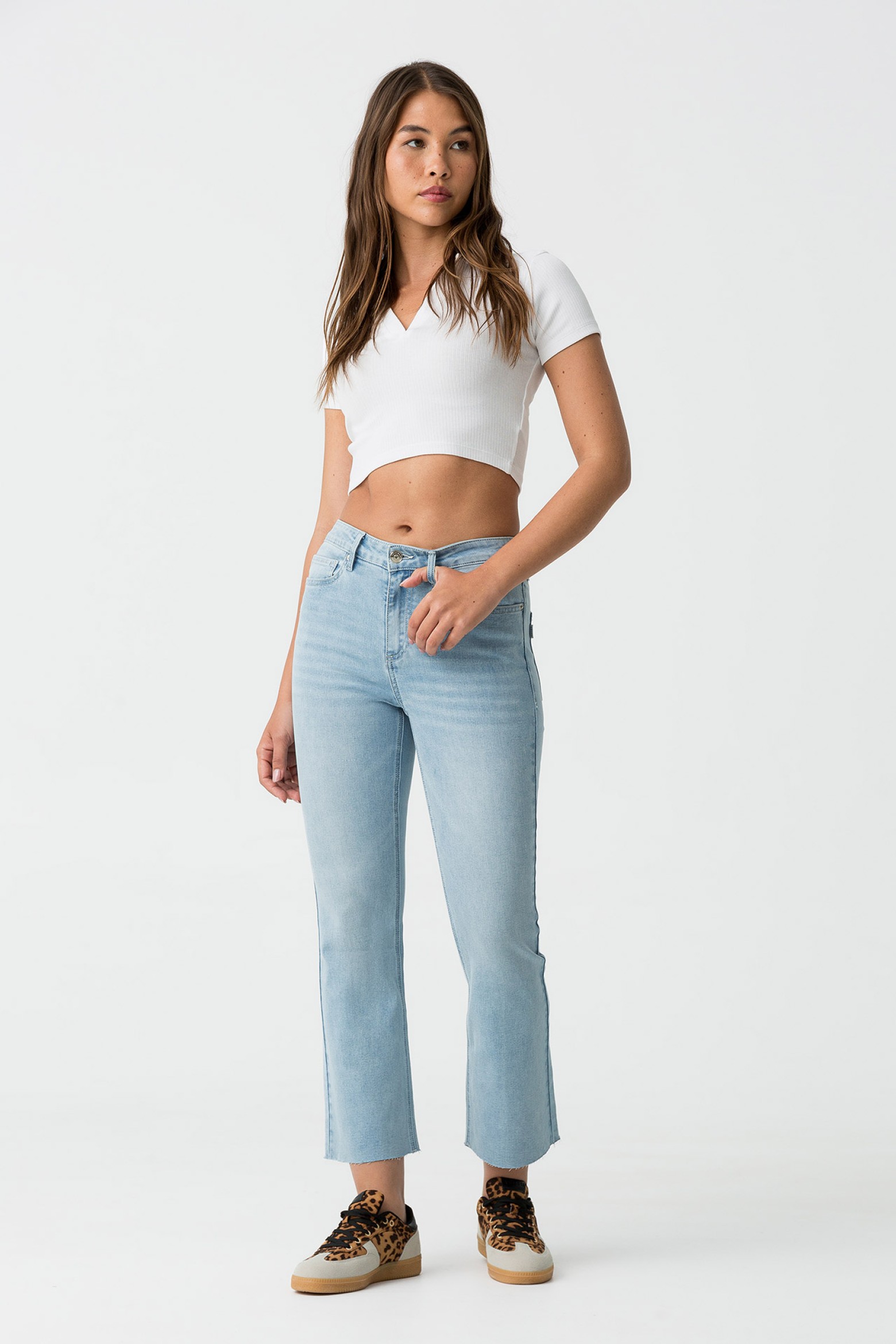 Jeans Megan Cropped Flare Cinturn Alto