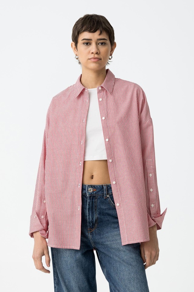 Camisa de rayas con bolsillo
