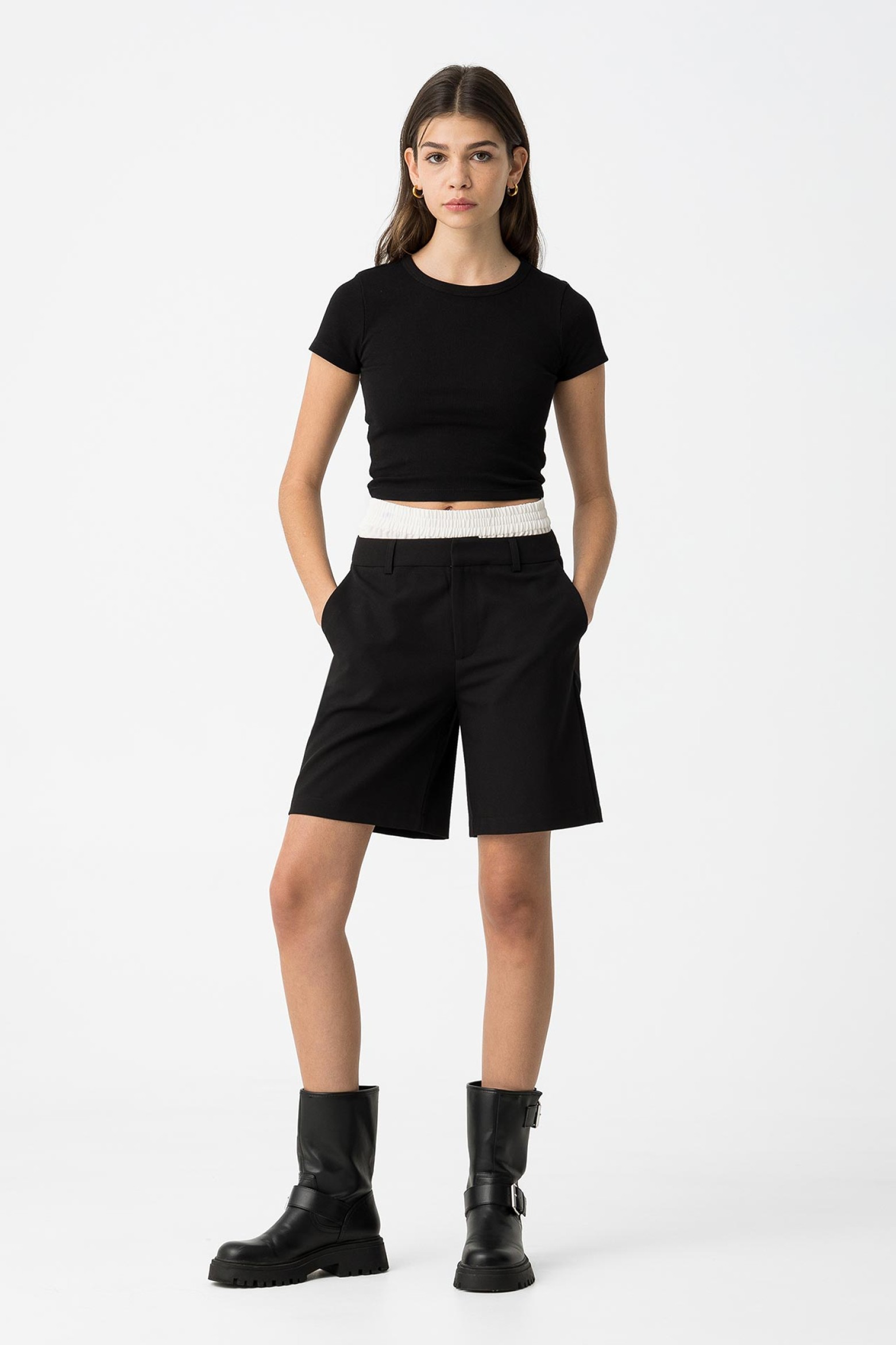 Bermudas no Denim Negro