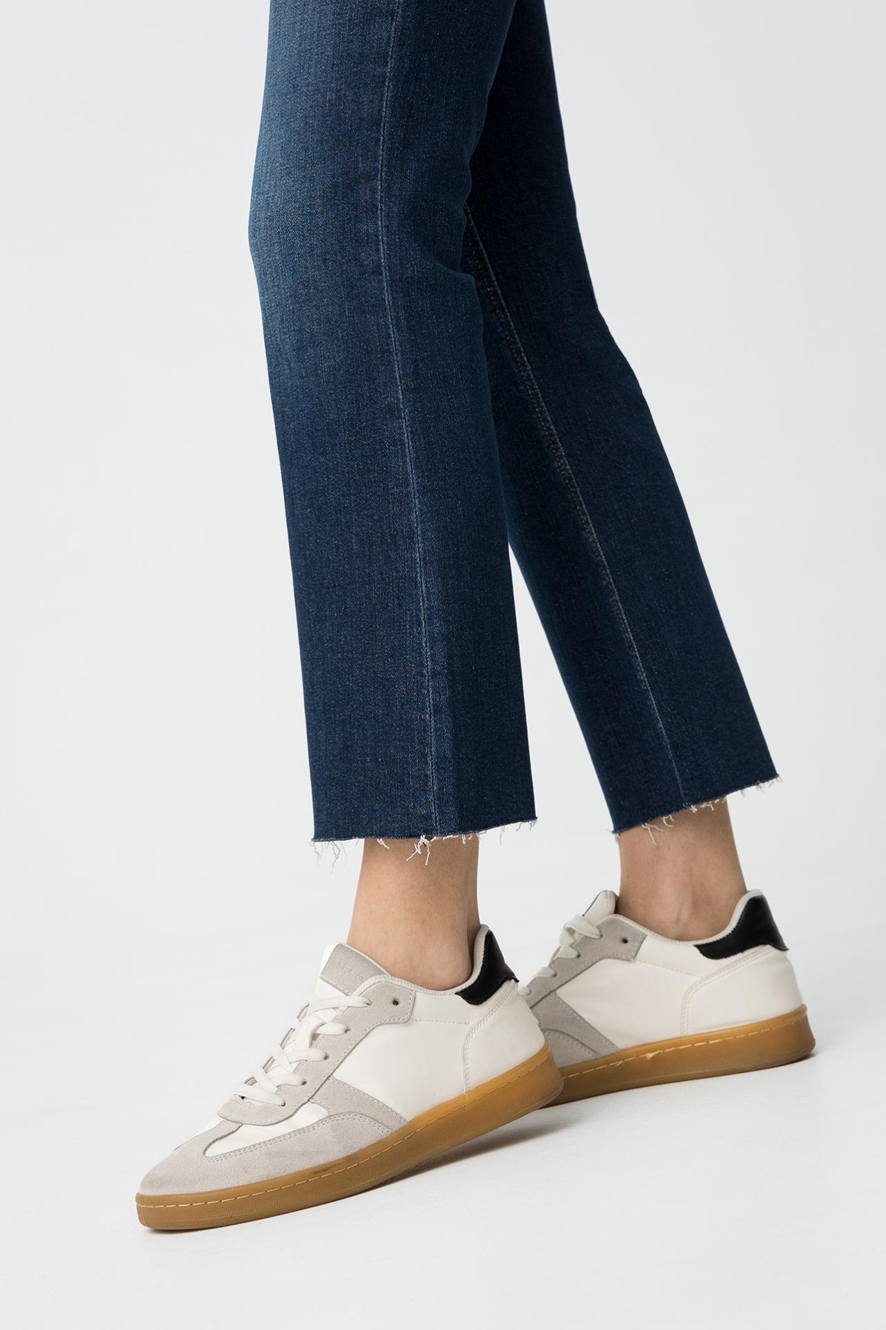 Megan Cropped Flare Jeans