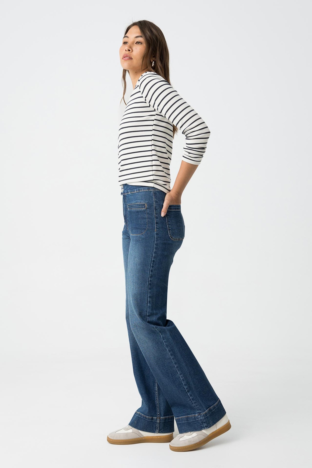 Olivia Comfort Straight Jeans High Belt
