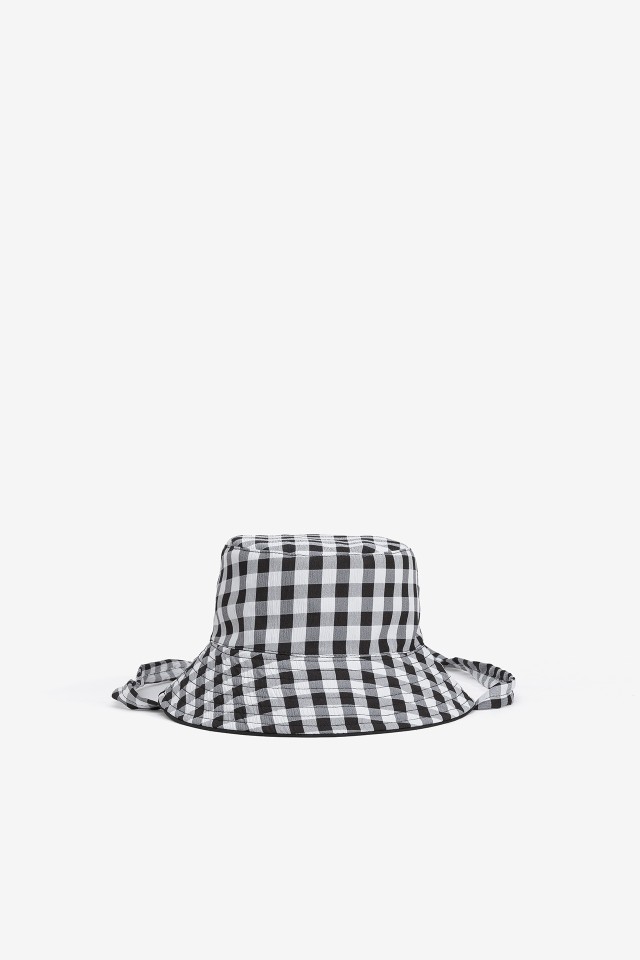 Sombrero de pescador a cuadros