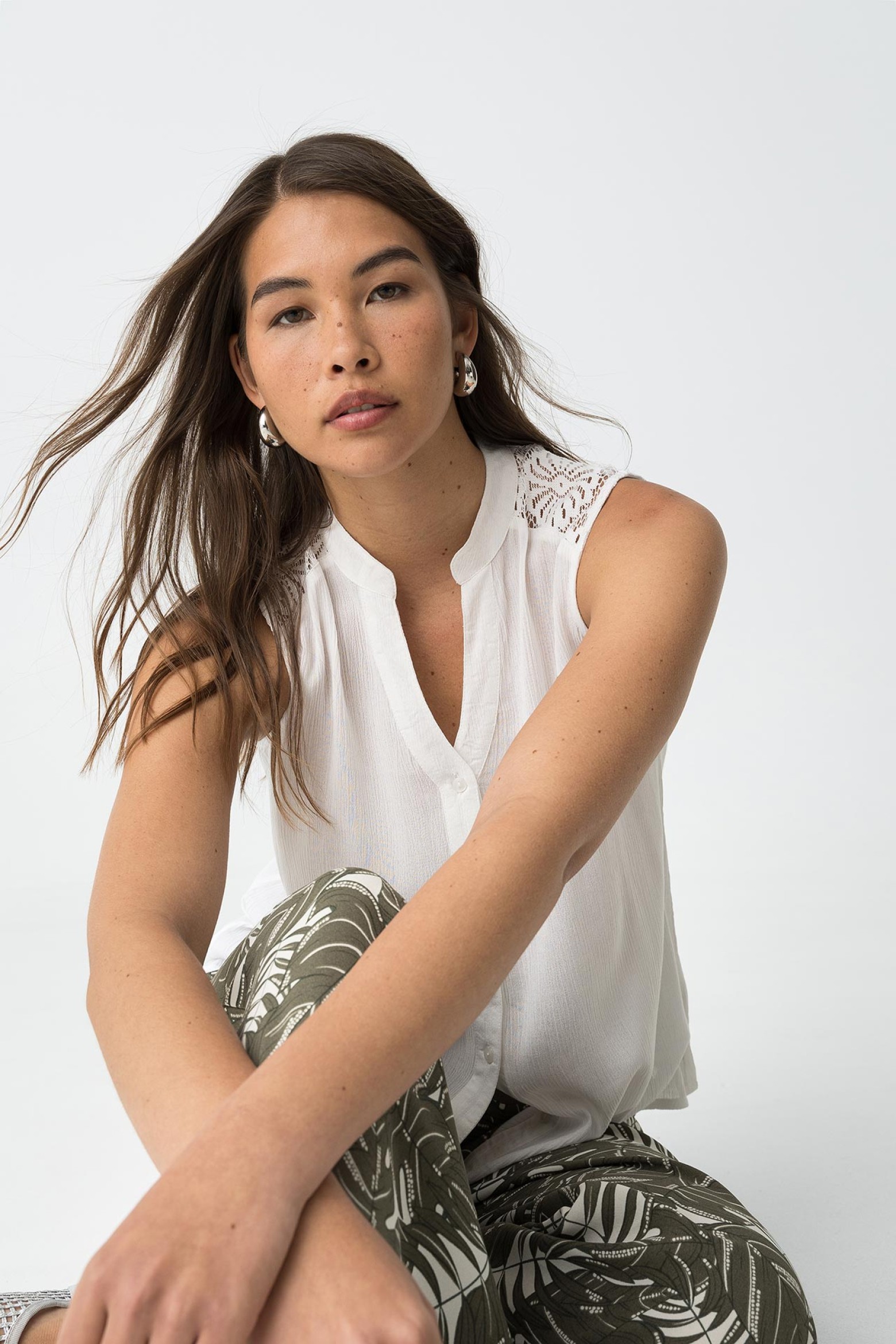 Blusa com Decote em V