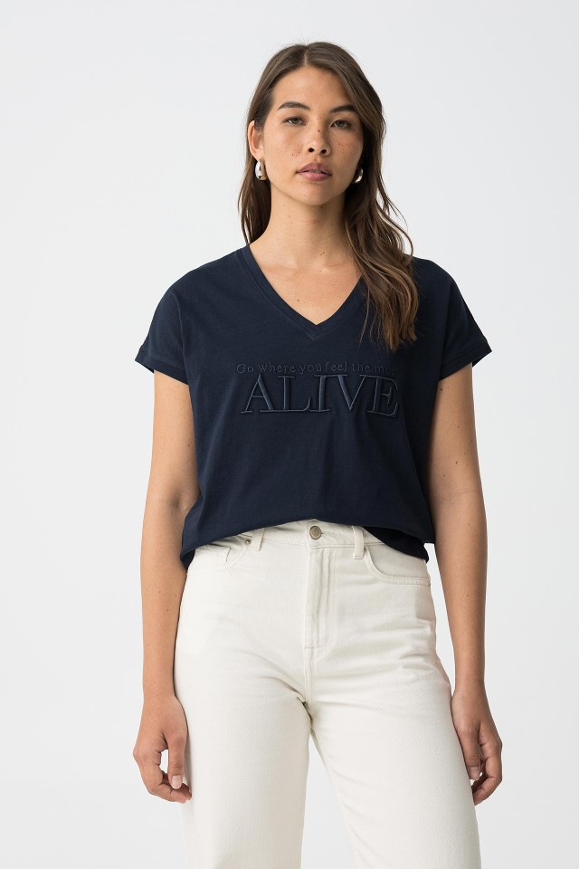 Camiseta Bordada