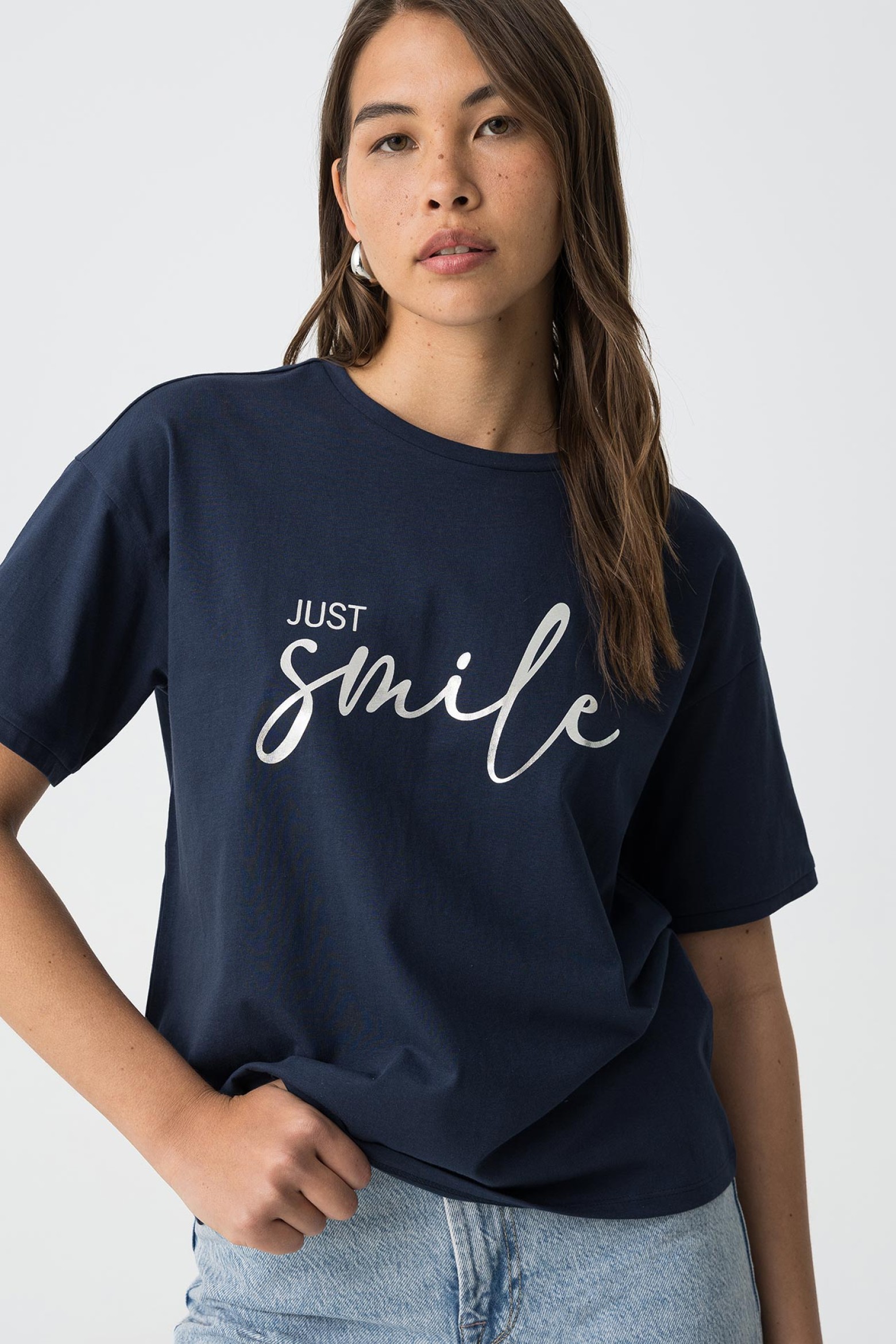 Camiseta con estampado frontal
