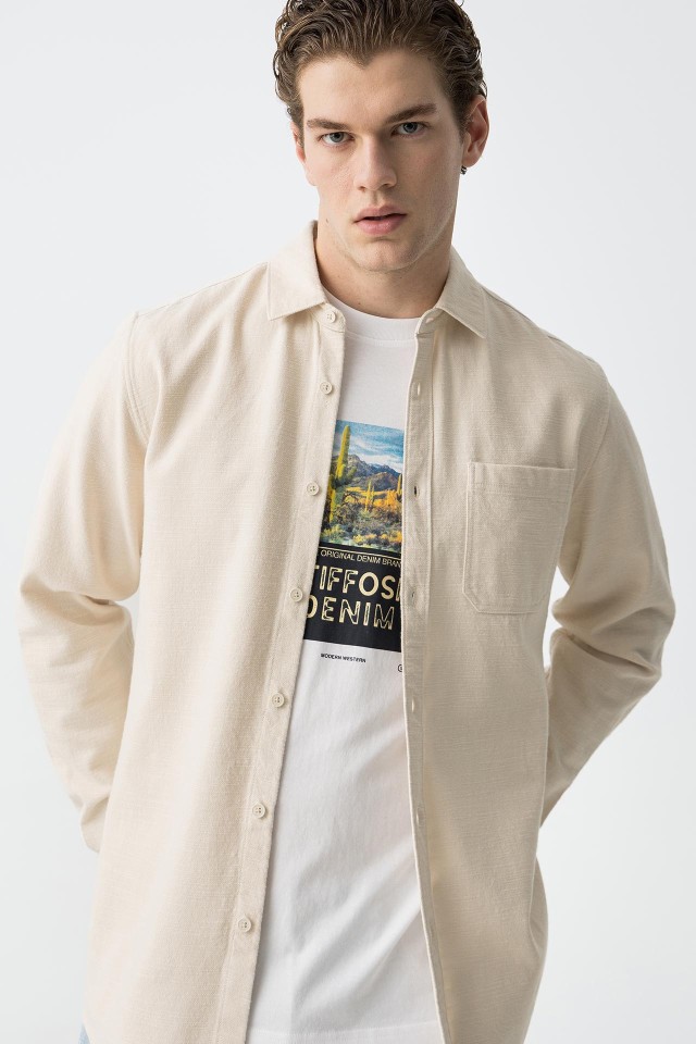 Camisa Regular Fit com Bolso