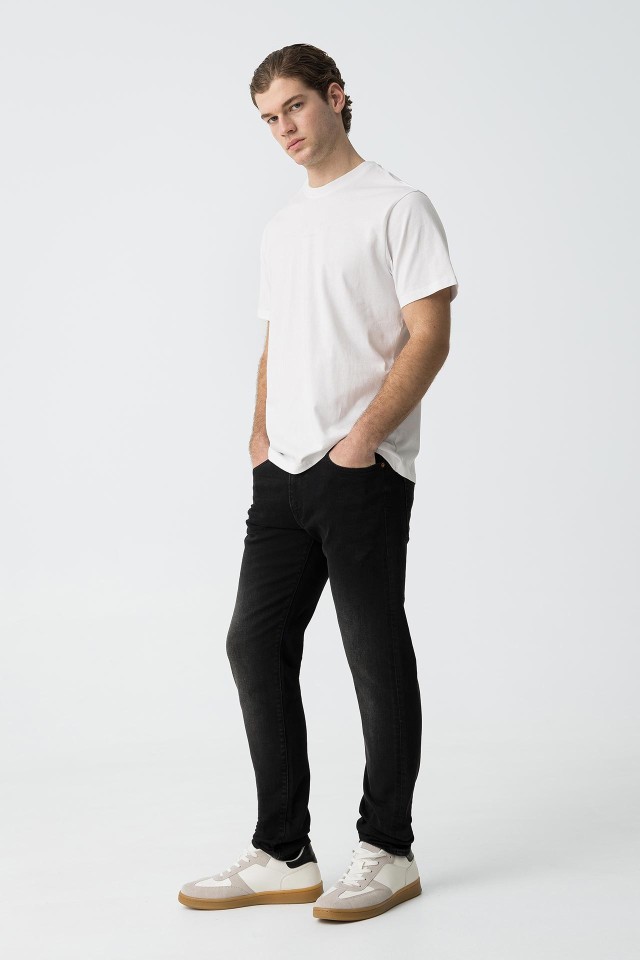 Dylan Tapered Slim Fit Jeans