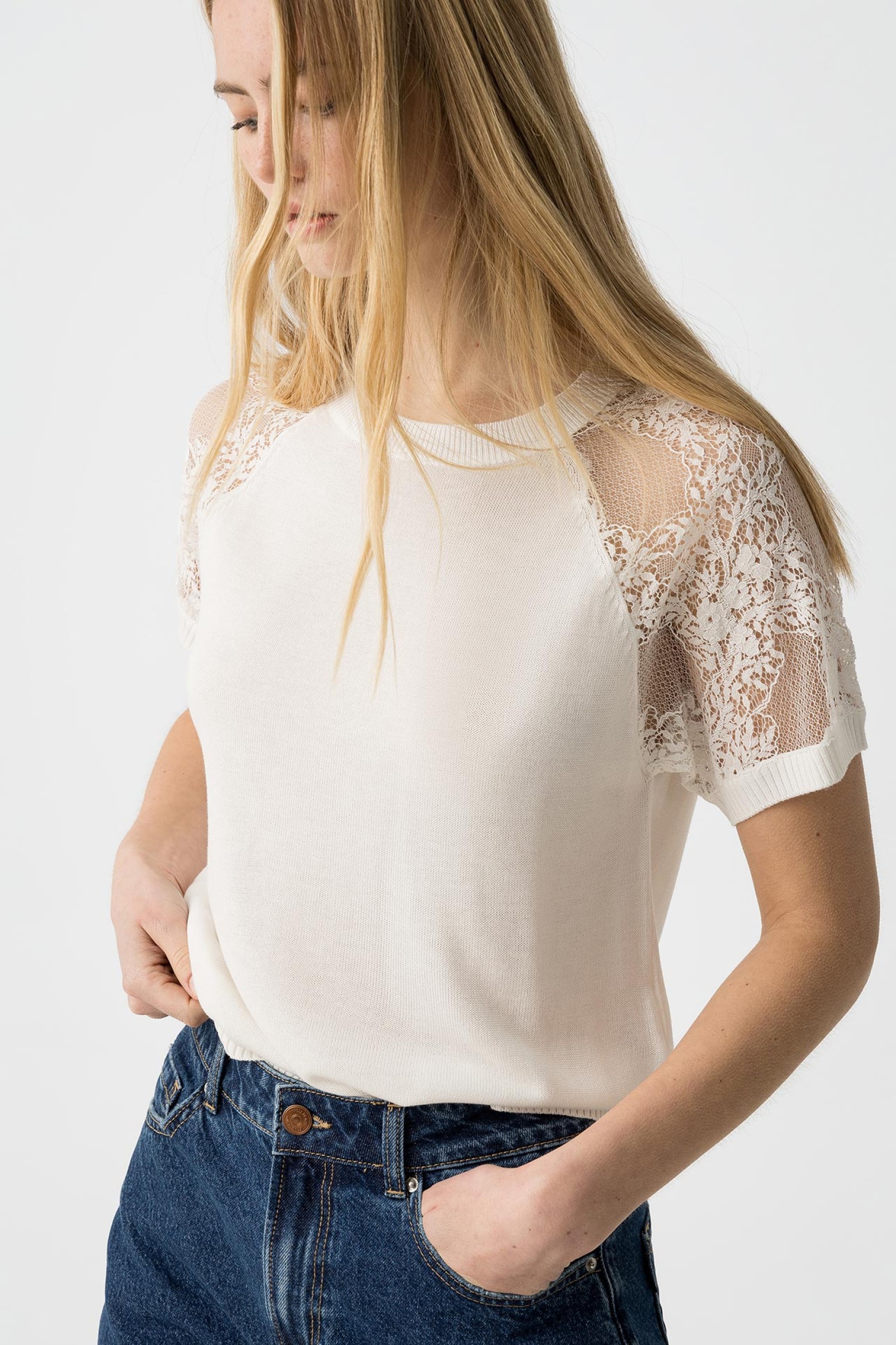 Camisola de Malha Mangas de Renda