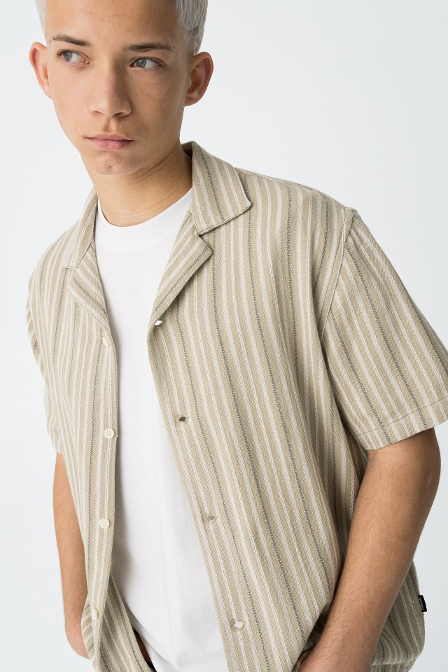 Camisa s Riscas de Manga Curta