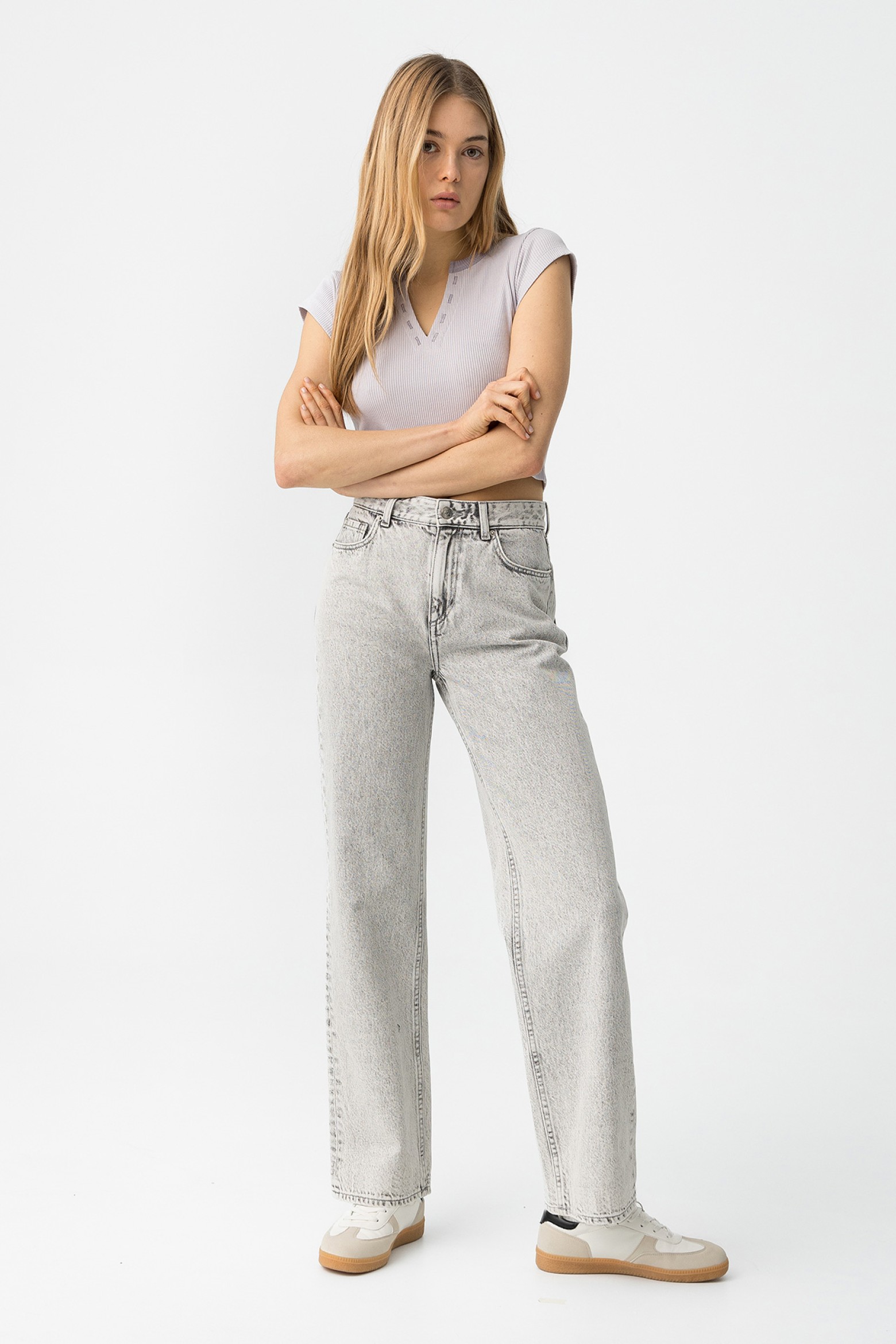 Taylor Straight Fit Jeans