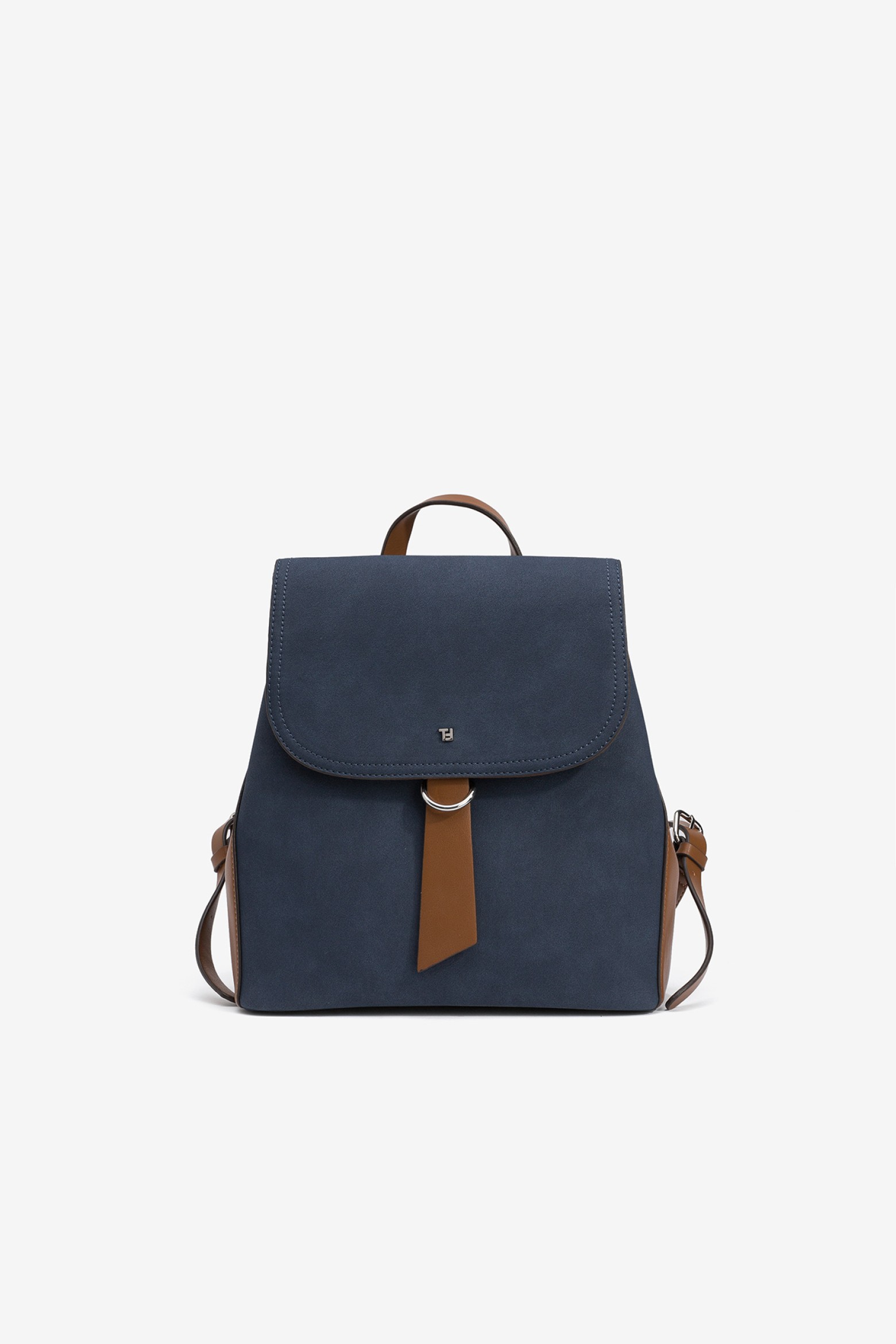 Backpack combined with visor