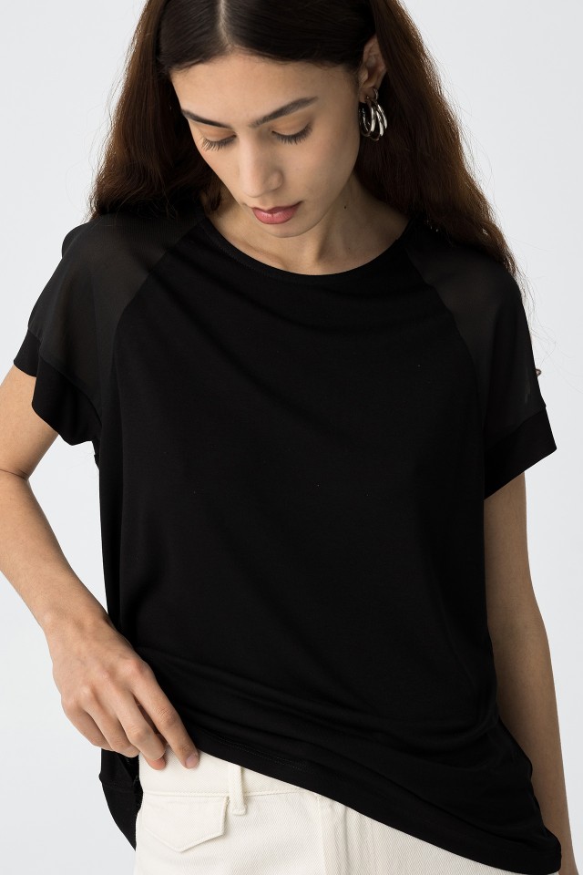 T-shirt Bsica Acetinada