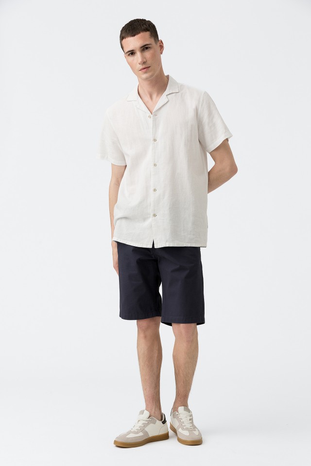 Pantalones cortos chinos de corte regular