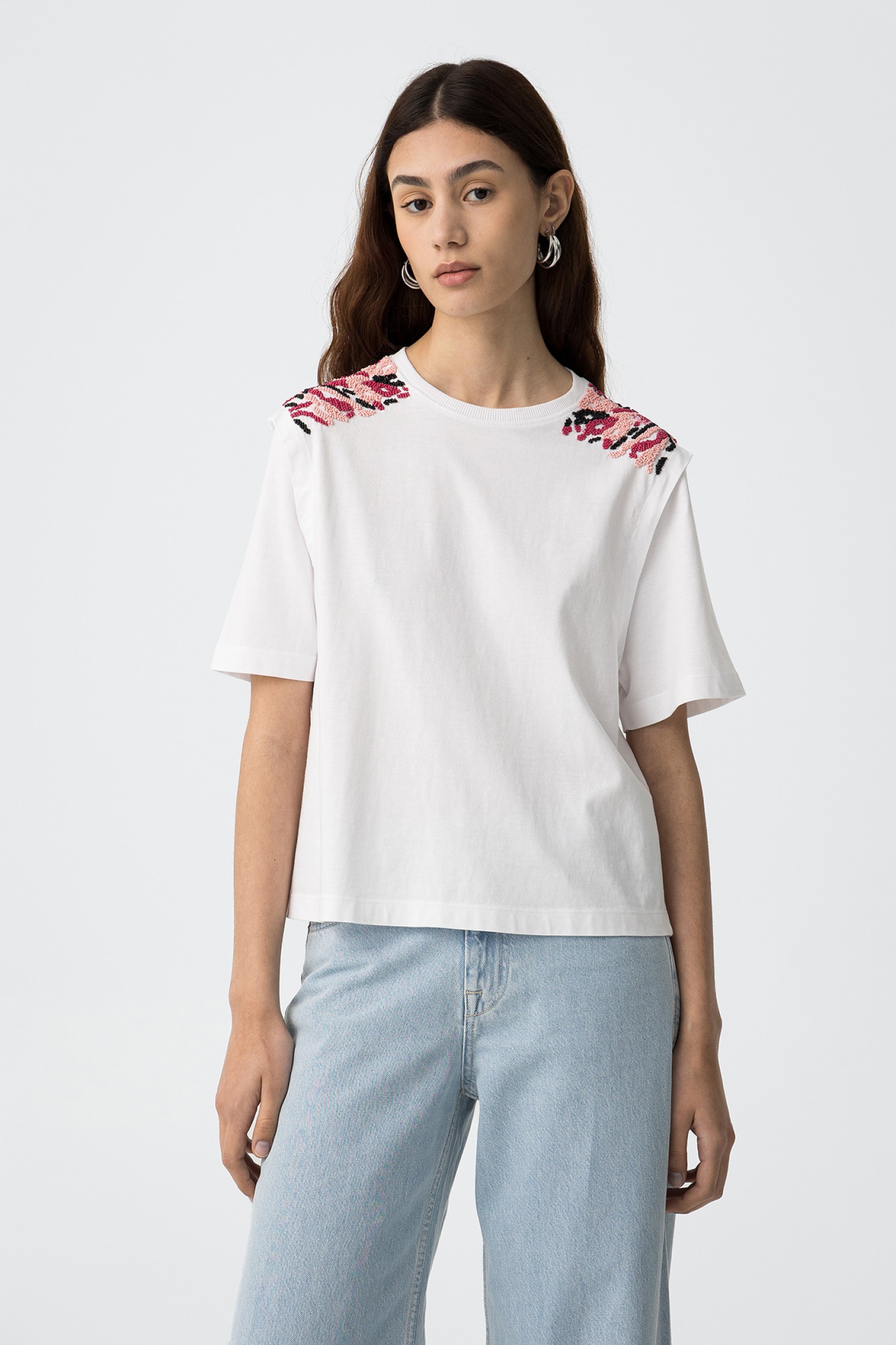 T-shirt with Applications on the Shoulders